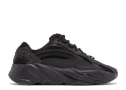 ADIDAS Yeezy Boost 700 V2 'Vanta'