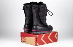 Black/Pink BILLY Ice Winter Boots -Boutique Shoe Discount Store BK22327 650 studio 2 940x614 7d657363 d909 4bba 9996 ca3ee160bd54