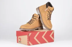 Tan BILLY Lugs -Boutique Shoe Discount Store BK22344 260 studio 3 940x614 5fe8b8bb a9e1 4900 8b0e b9f7f88a91ba