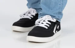 Men's Black/White BILLY CS Sneaker Low Tops -Boutique Shoe Discount Store BM22343 002 studio standing 2 940x614 259411d6 e238 4e67 9ed9 2262ac1aad76