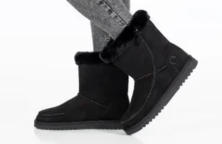 Women's Black BILLY Cozy Boots -Boutique Shoe Discount Store BW22304 001 studio standing 1 940x614 bc520191 cdc2 4646 a393 72134c551886