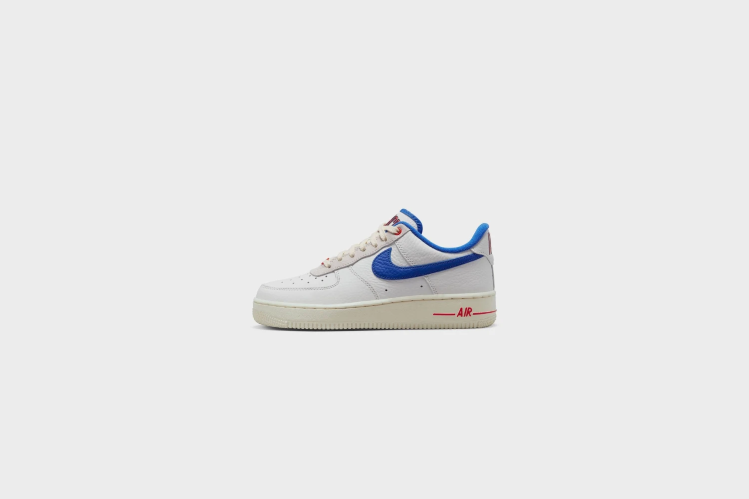 WMNS Nike Air Force 1 β07 LX (Summit White/Hyper Royal)